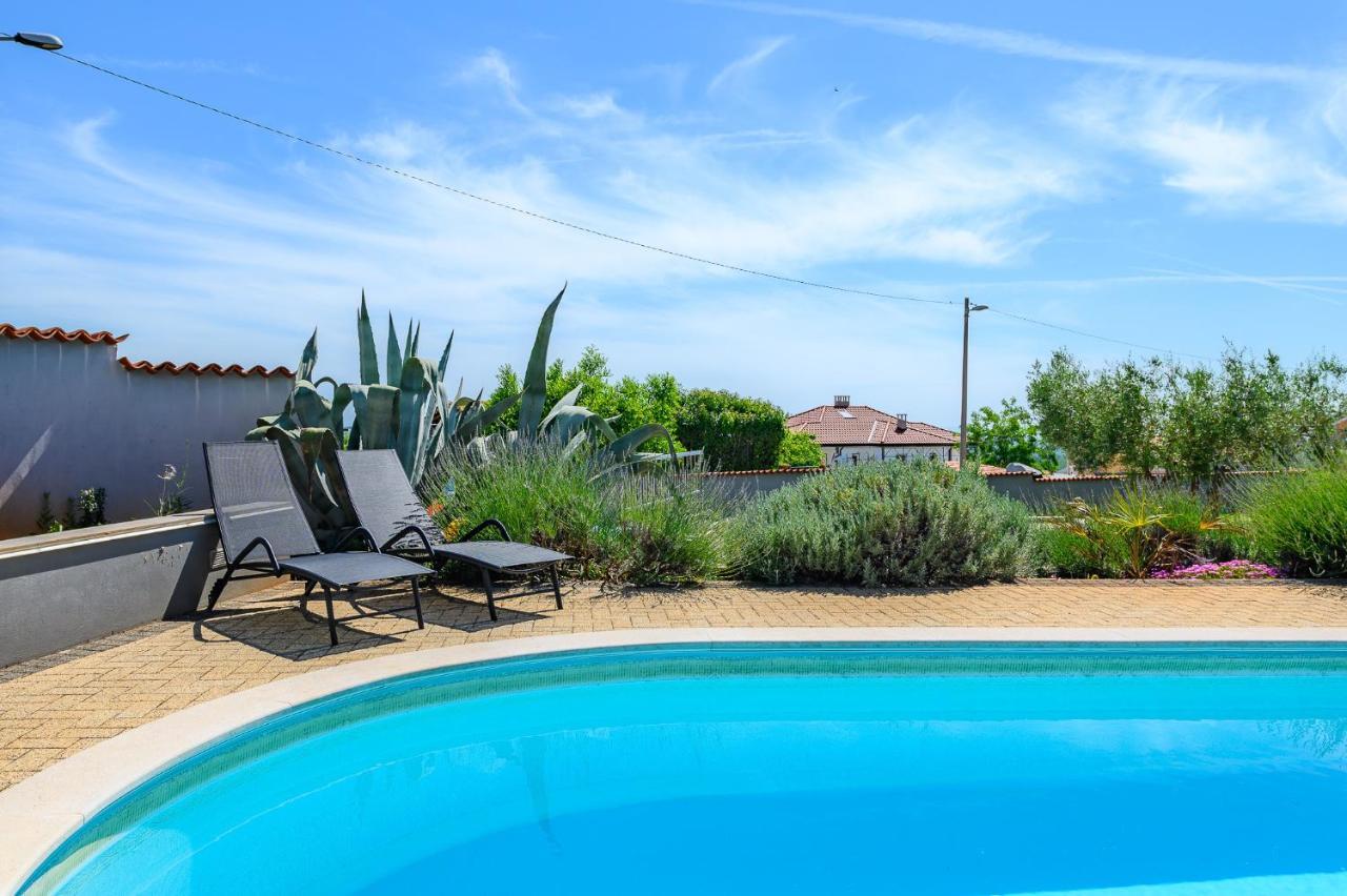 Villa Elisa Kaštelir Exteriör bild