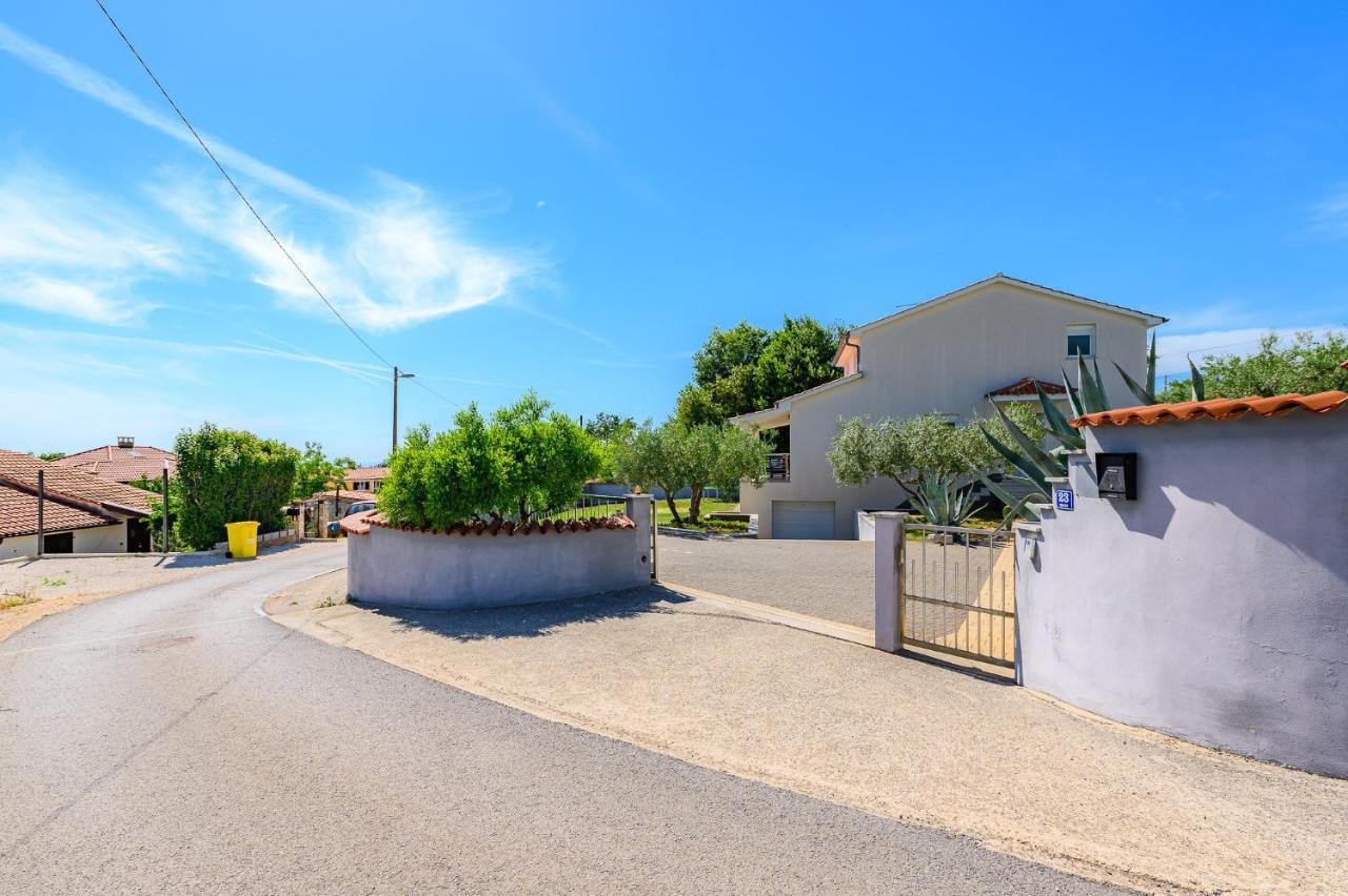 Villa Elisa Kaštelir Exteriör bild