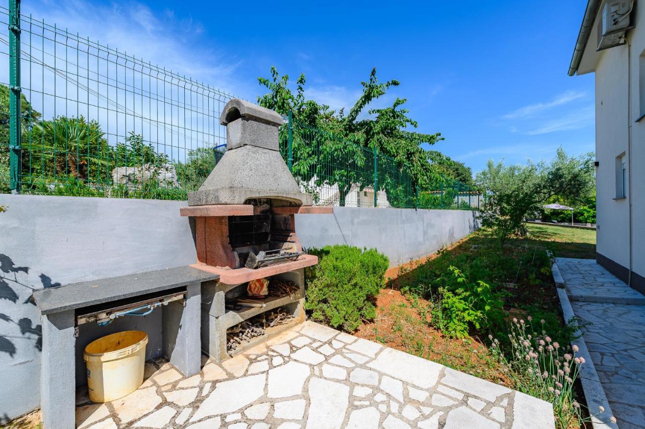 Villa Elisa Kaštelir Exteriör bild
